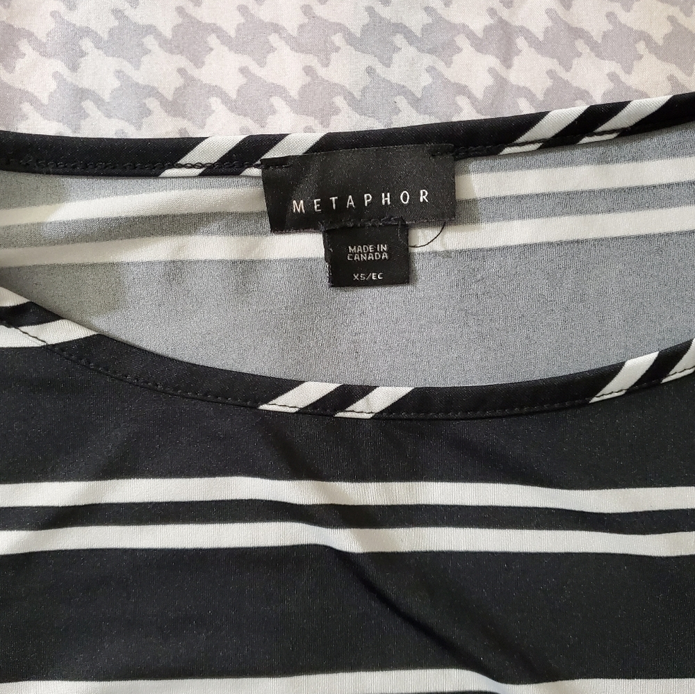 Metaphor Striped Top - Picture 4 of 6